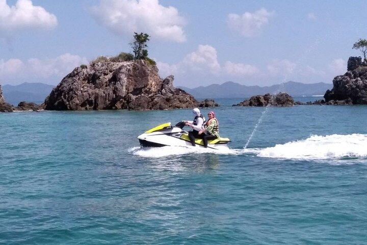 4 timers jetski oplevelse hopper til 9 øer i Phuket
