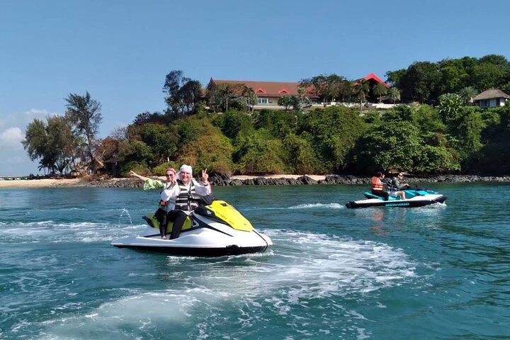 4 timers jetski oplevelse hopper til 9 øer i Phuket