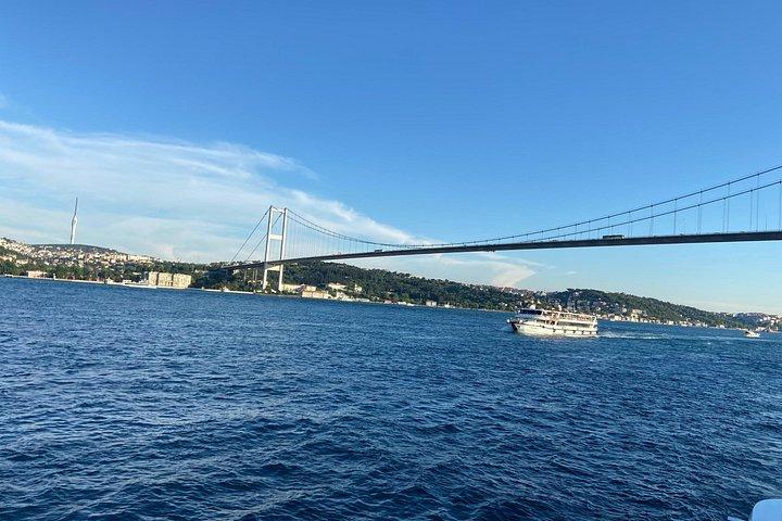 Istanbul Imperial & Bosphorus Tour - Incl. Lunch