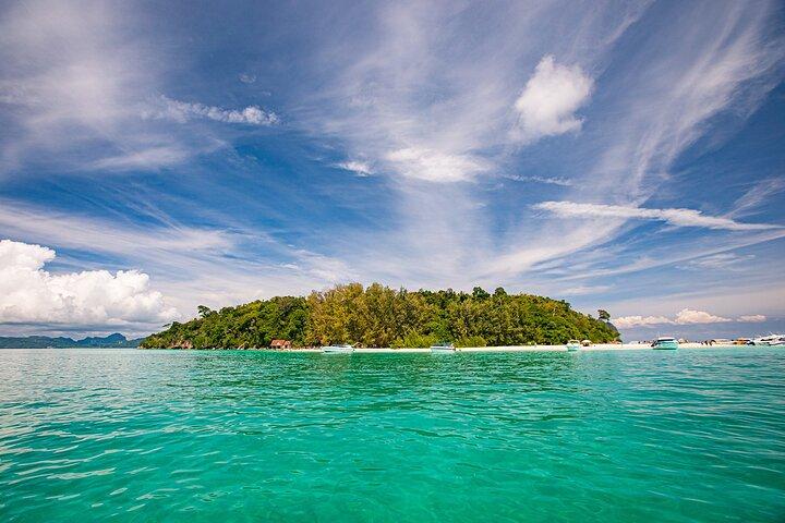 Frühaufsteher-Tour zu den Phi Phi-Inseln von Phi Phi mit dem Schnellboot