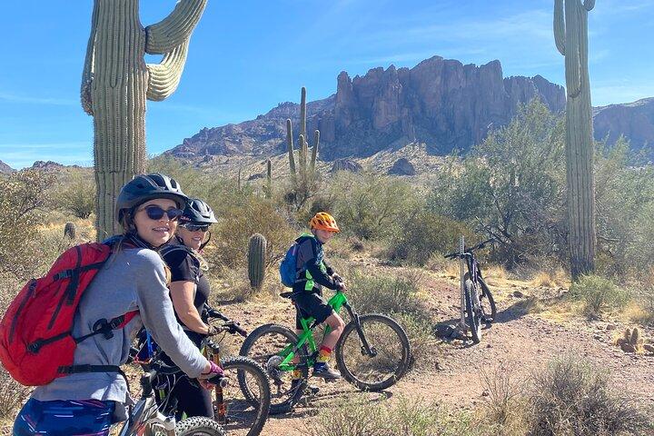 Visite guidée privée en VTT de 3 heures dans le désert de Sonora