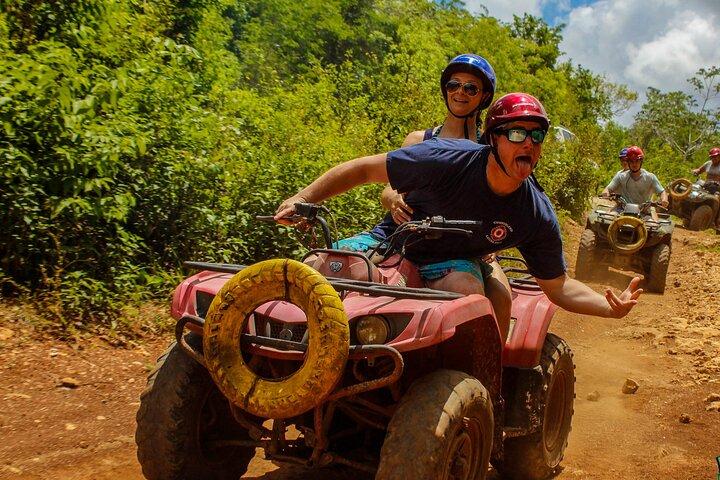Den bedste adrenalinpark! ATV's Ziplines & Cenote svømmeoplevelse fra Cancun
