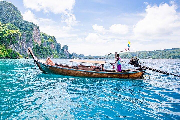 Phi Phi Island Halvdagstur fra Phi Phi ved Longtail Boat