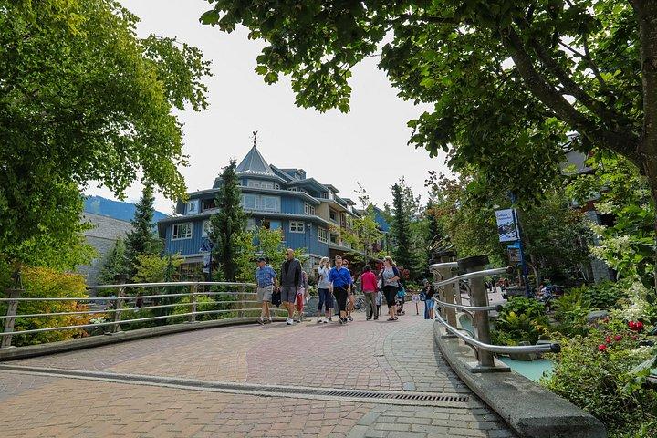 バンクーバー発ウィスラー観光＆シー・トゥ・スカイ・ゴンドラツアー