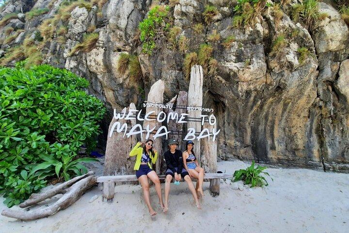 Snorkeling Phi Phi Islands Tour Da Phi Phi in motoscafo
