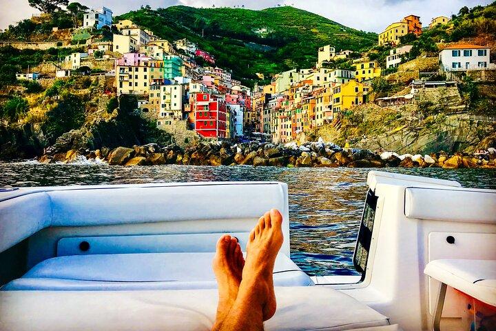 Cinque Terre Sunset Boat Tour