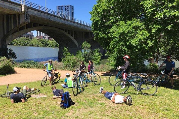 Tour en bicicleta por el arte y la arquitectura de Austin