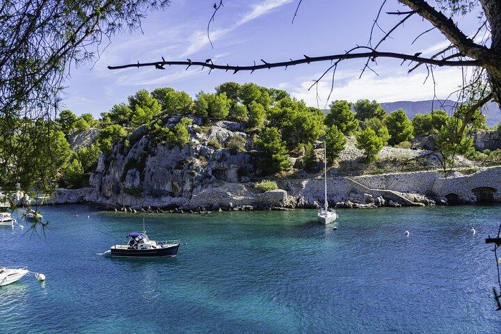 Provence-dagstur med Cassis Village-bådtur og lokal vinsmagning fra Aix