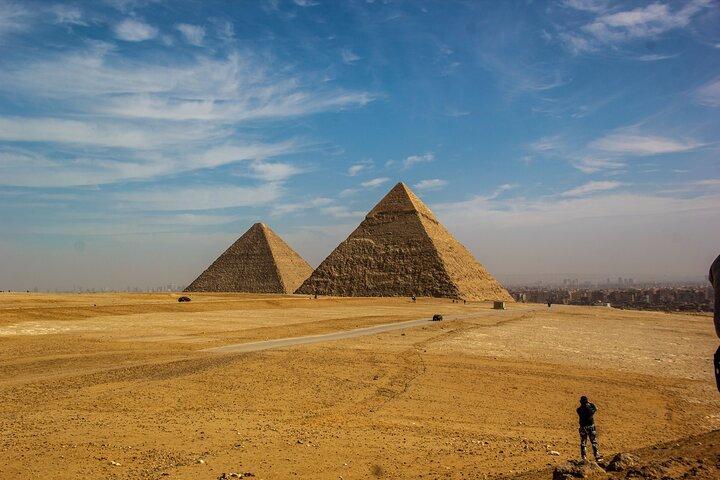 Een koninklijke expeditie naar de piramides van Gizeh, Sakkara & Dahshur