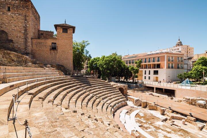 Tour privato di mezza giornata in taxi al centro storico di Malaga