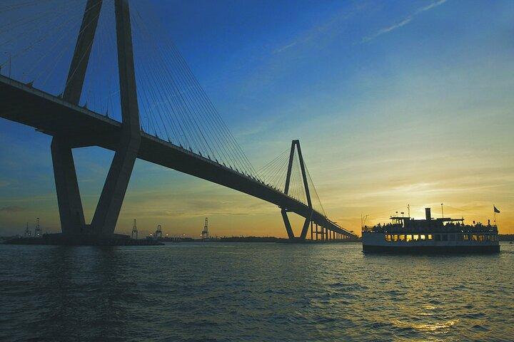 Charleston Harbor History Tages- oder Sonnenuntergangsbootfahrt
