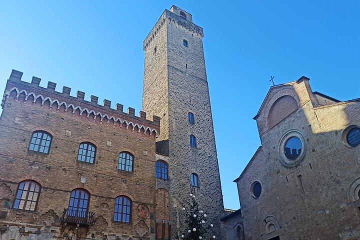 Wijntour in Chianti en bezoek aan San Gimignano voor kleine groepen