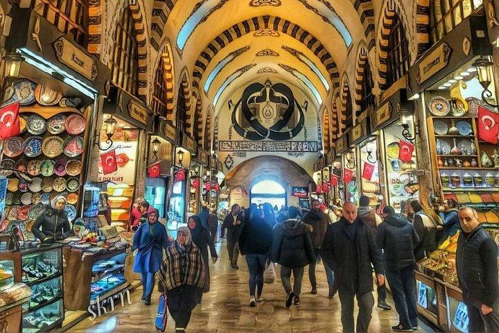 Private Full-Day Strolling through the Old Markets of Istanbul