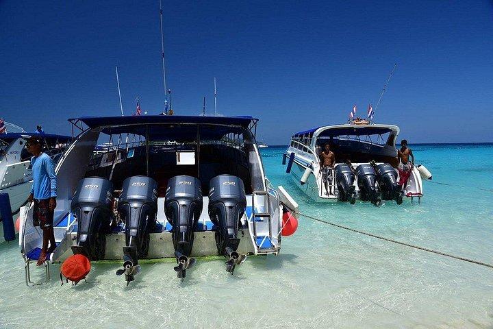 サムイ島：タオ島＆ナンユアン島シュノーケリングツアー（スピードボート）
