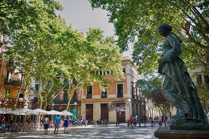 Gracia Village Private Walking Tour