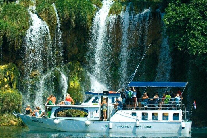 Krka National Park - Privat utflykt från Dubrovnik med Mercedes Vehicle