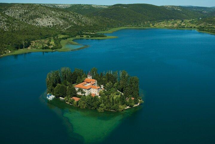Krka National Park - Privat utflykt från Dubrovnik med Mercedes Vehicle