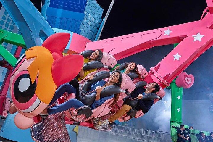 Biglietti IMG World Of Adventure Dubai con un pasto