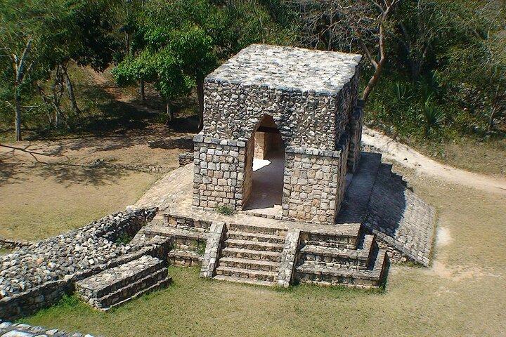 古代エク・バラム遺跡＆バリャドリッド！ カンクンからの交通