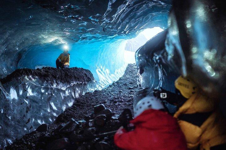 Tour fotográfico privado de la cueva de hielo