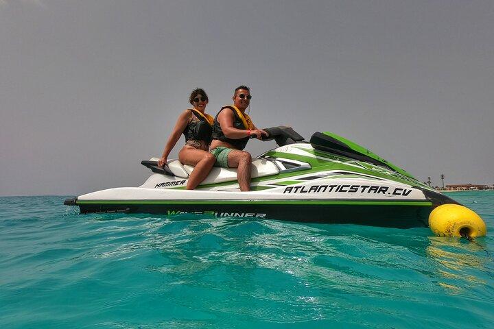 Aventura en moto de agua en la isla de Sal - Cabo Verde