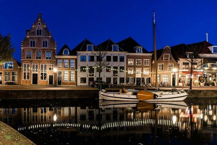 Andata e ritorno, visita il porto dei Paesi Bassi con una barca elettrica a Hoorn