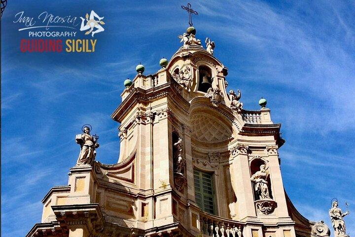 WalkingTour CATANIA - discovering the city of lava with a licensed guide