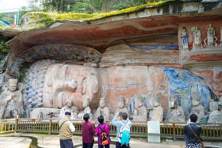 Excursión de un día a las tallas rupestres de Dazu en Chongqing, China