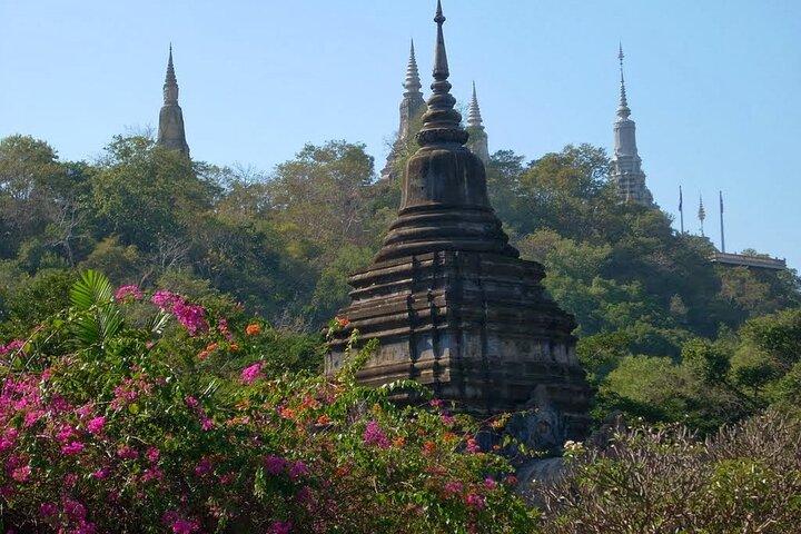 Oudong Temples Private Tour from Phnom Penh