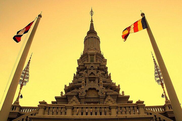 Oudong Temples Private Tour from Phnom Penh