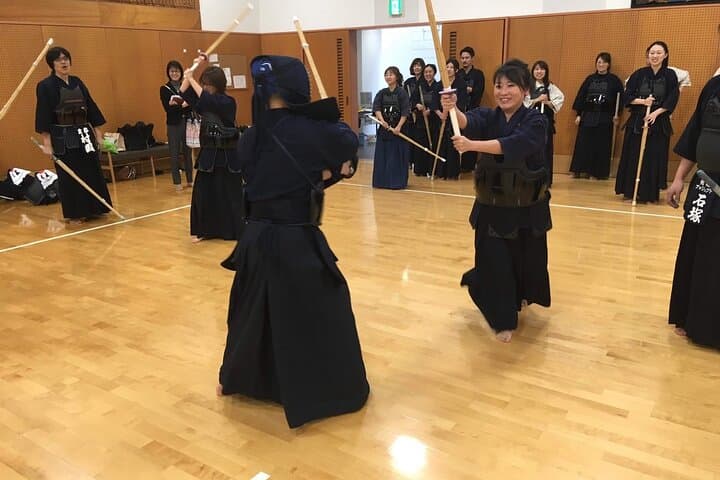 Osaka 2-Hour Genuine Kendo / Samurai Experience In Japan