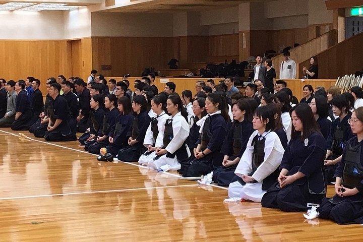 大阪2 - 1時間本格剣道・サムライ体験