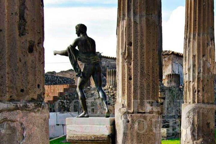 Recorrido sin colas accesible en silla de ruedas por Pompeya, incluidos todos los puntos destacados