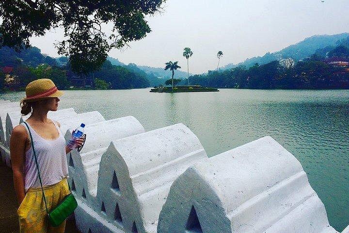 プライベートファンツアースリランカ旅行(2日間)