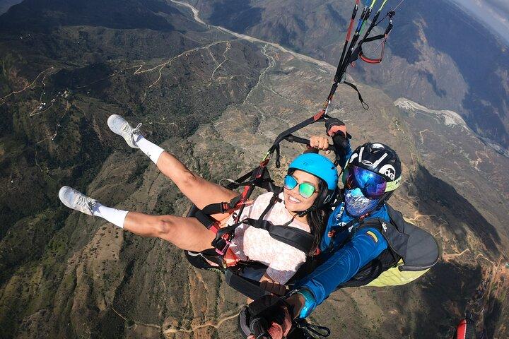 Expérience de parapente dans le Grand Canyon de Chicamocha