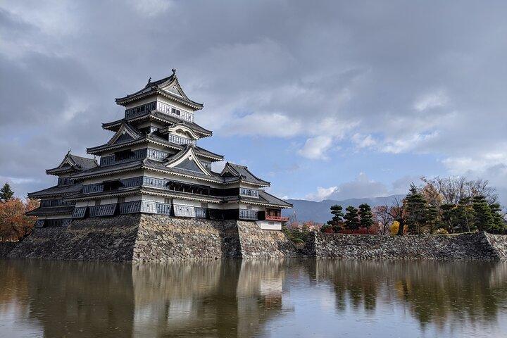 Visite du château de Matsumoto et expérience des samouraïs