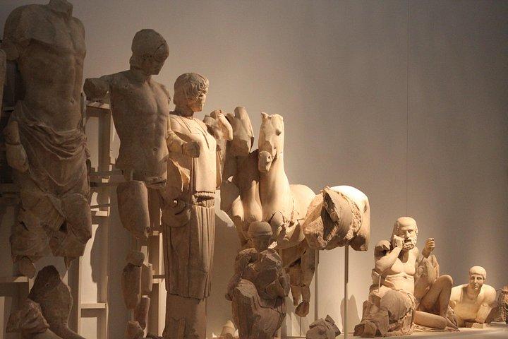 素晴らしいランチとドリンクを含むアテネからの古代オリンピアのプライベート 1 日