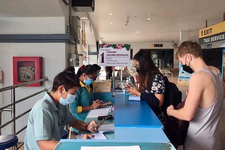 ピピクルーザーによるプーケットからピピ島へ - ピックアップトランスファーを含む