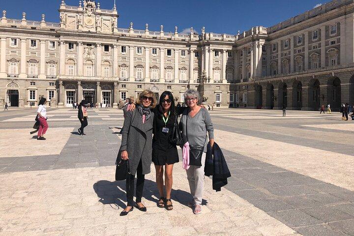 Tour privado a pie por el Palacio Real y el casco antiguo de Madrid