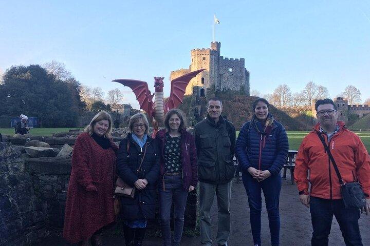 Excursão turística Cardiff Bay e Vale of Glamorgan guiado por motorista de dia inteiro