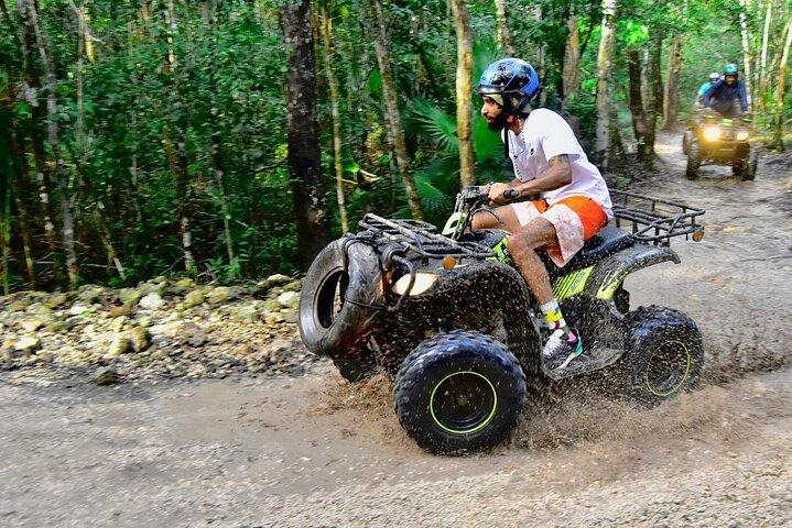 Combo 3X1 Jungle ATV Single, tirolesas y cenote desde Playa del Carmen con almuerzo