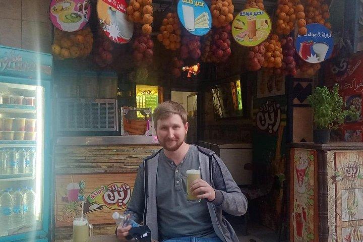 食べ物とソフトドリンク付きのカイロシティツアー