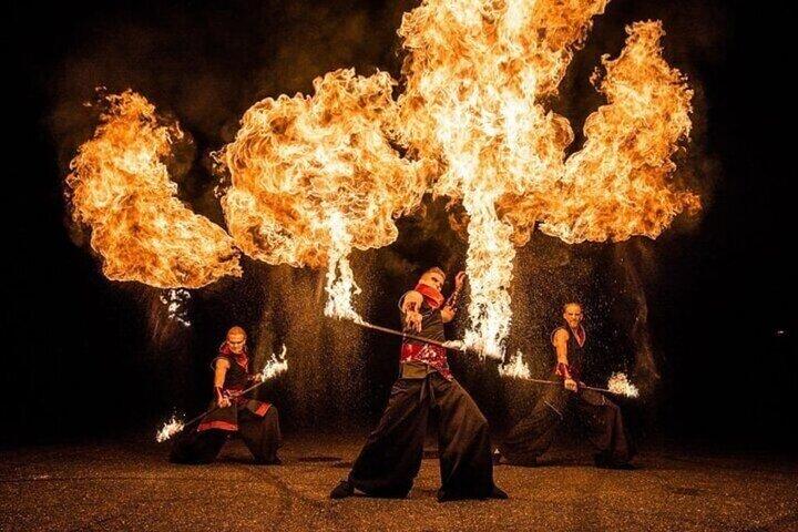 Premium Dubai Evening Red Dune Safari with BBQ Dinner