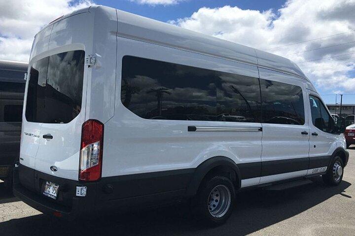 Honolulu Private Airport Transfer (chegada com lei ou partida)