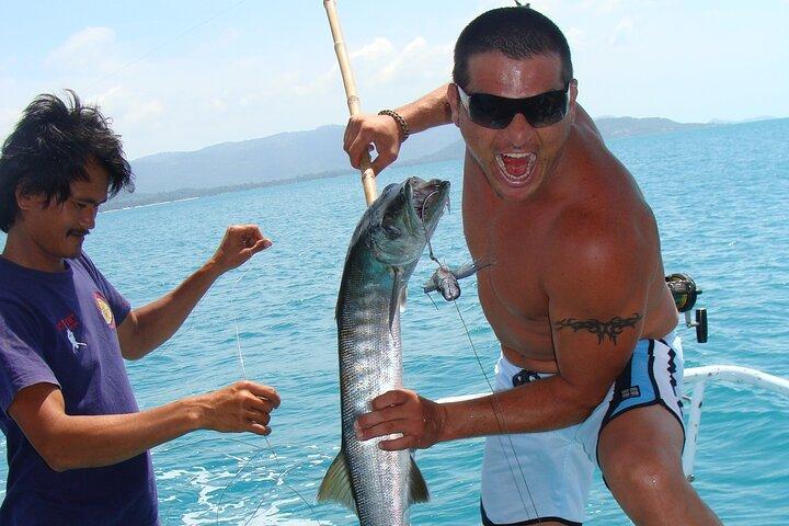 Tour de pesca en Koh Samui Mr Ung's