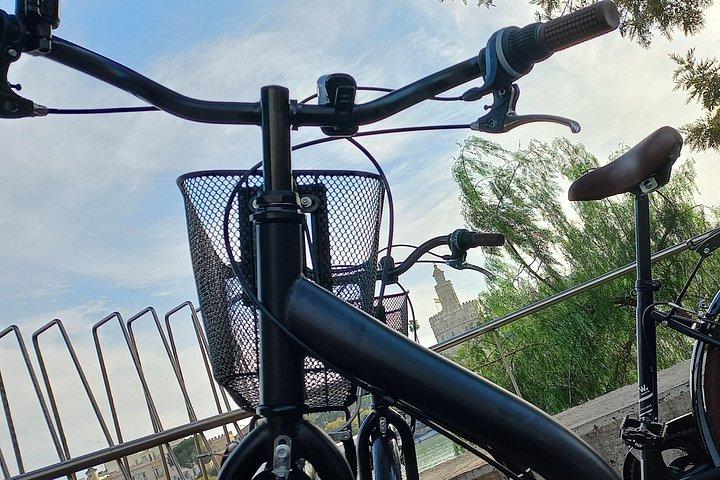 セビリアで自転車を借りる