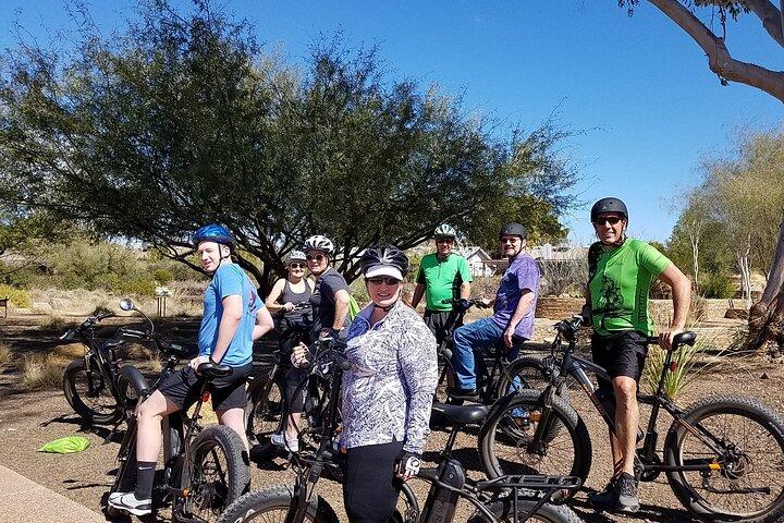 Giro di 15 miglia del sistema dei parchi di Scottsdale