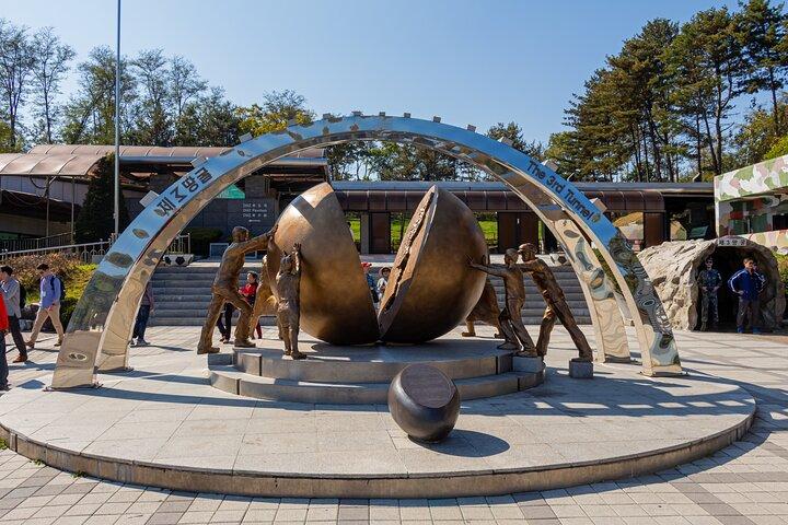 ソウル発ベストDMZツアー韓国（吊橋＆JSA博物館）