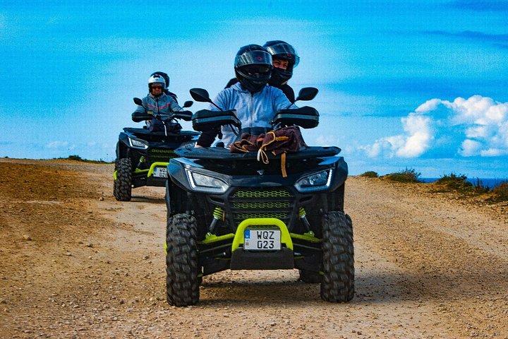 ゴゾクワッドバイク日帰りツアー-オールインクルシブ+ブルーラグーン