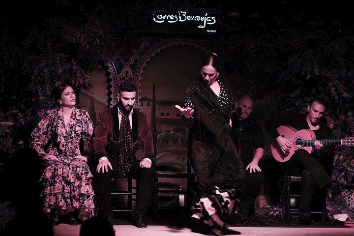 Visita Guiada Palacio Real de Madrid y Espectáculo Flamenco con Tapas